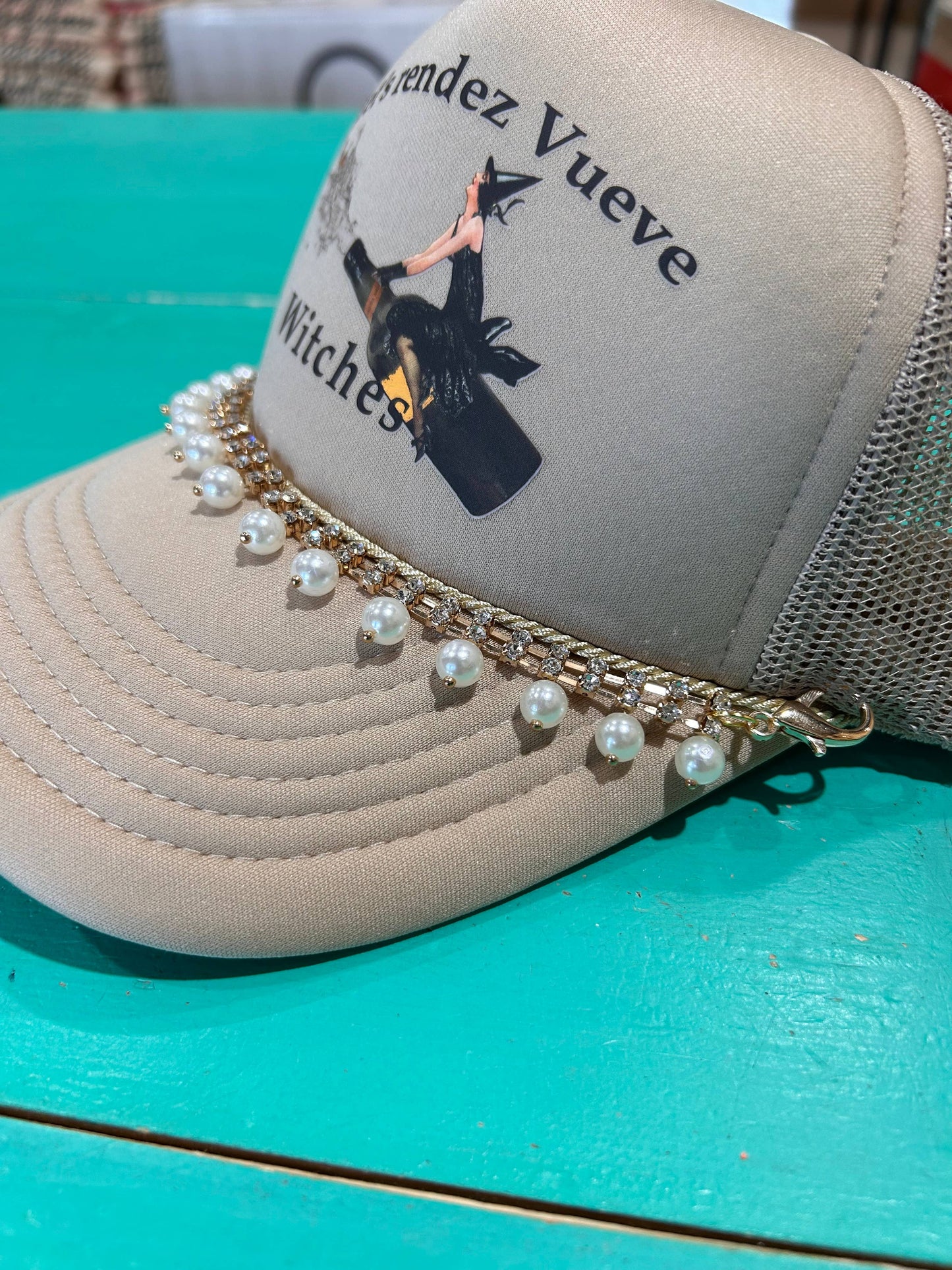 Rhinestone Pearl Trucker Hat Chain